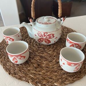 Floral Teapot Set with Cups
